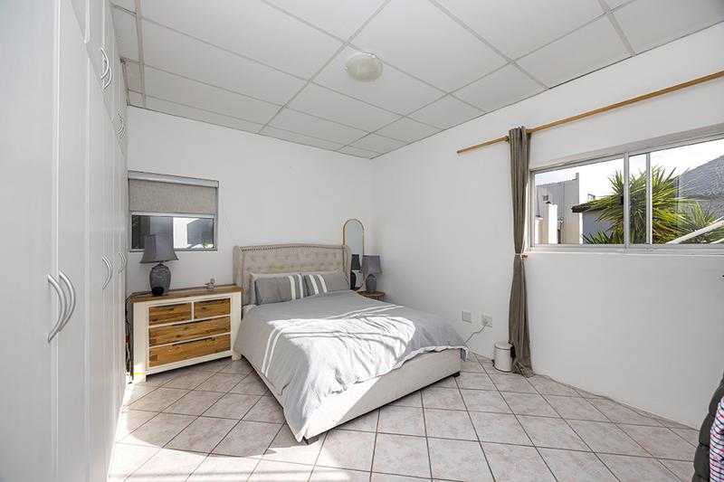 To Let 4 Bedroom Property for Rent in West Beach Western Cape